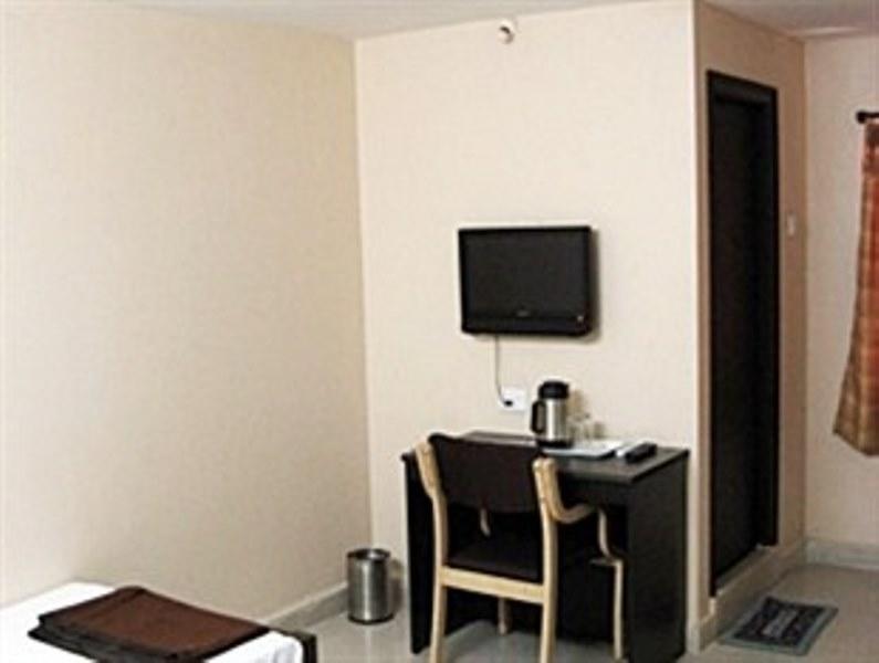 Dwaraka Inn Hajdarabad Pokój zdjęcie
