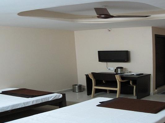 Dwaraka Inn Hajdarabad Zewnętrze zdjęcie