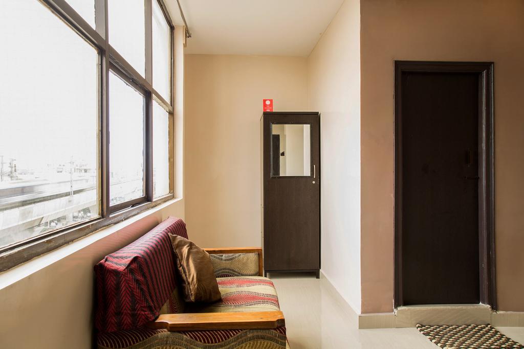Dwaraka Inn Hajdarabad Zewnętrze zdjęcie