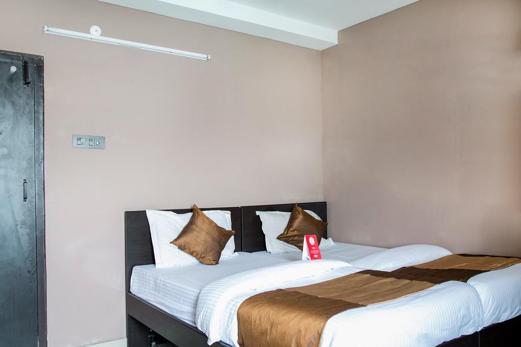 Dwaraka Inn Hajdarabad Zewnętrze zdjęcie